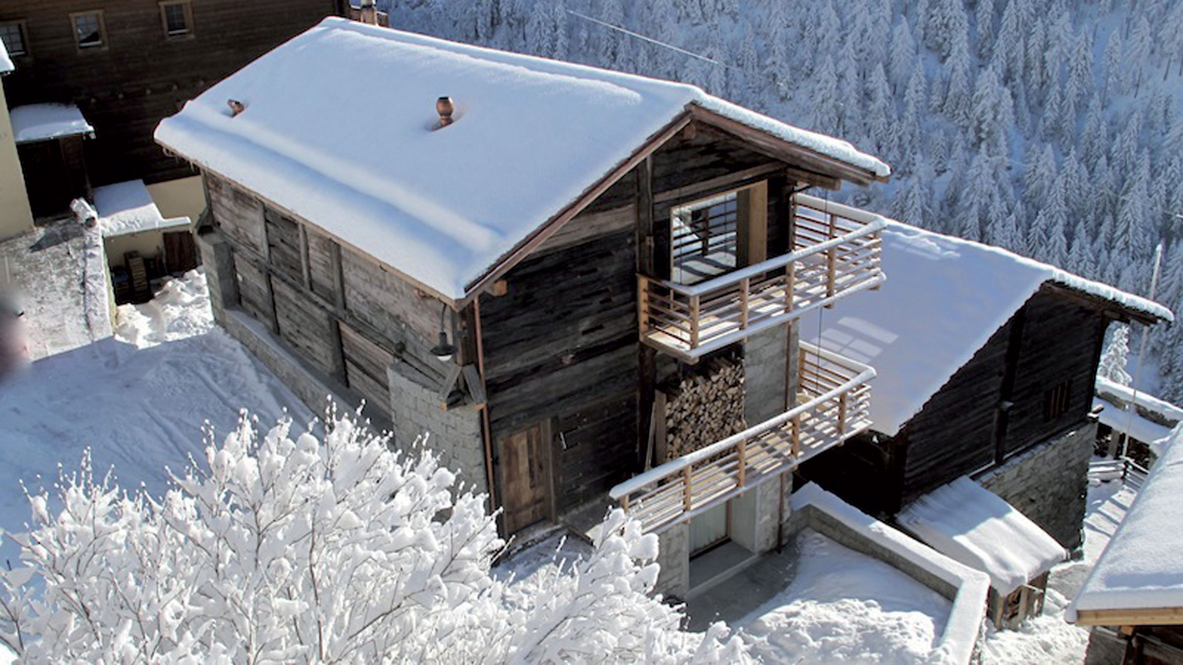 Les vues des chambres ont dû s’accommoder de la densité du hameau