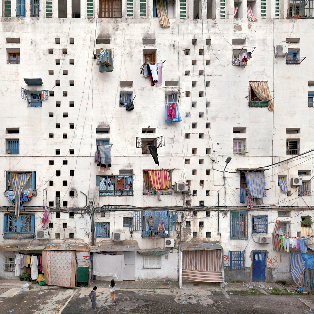 Alger, Cité « Climat de France » 2011-2013 Façade #2 © Stéphane Couturier