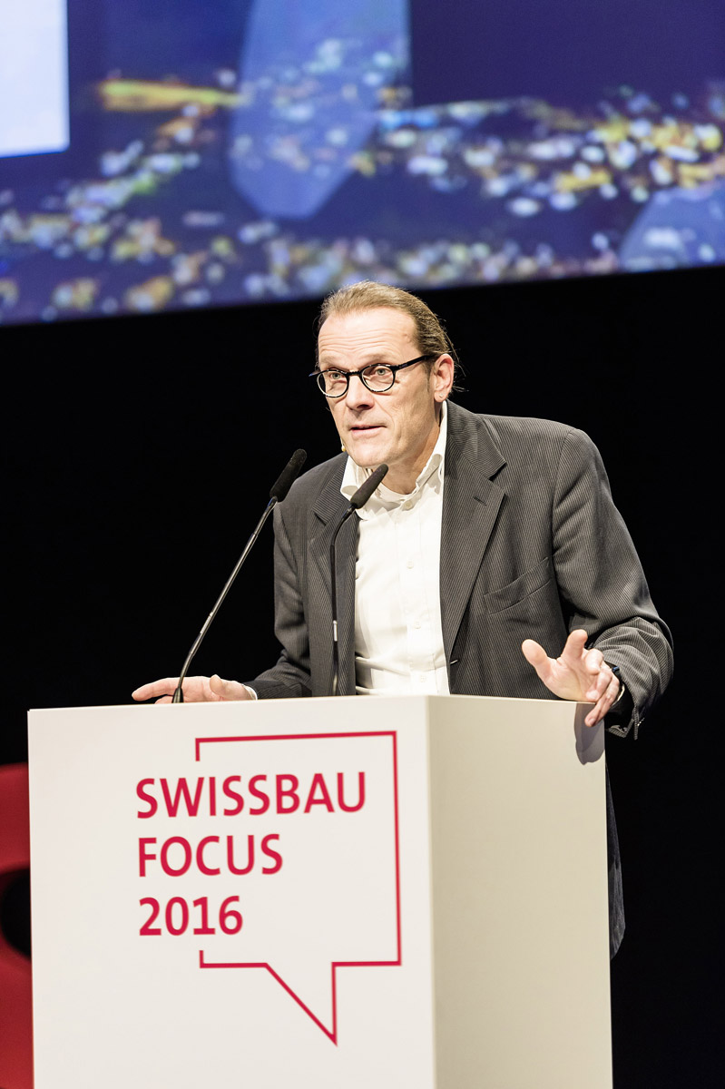 Organisator der Runde: der Basler Architekt Christian Blaser.