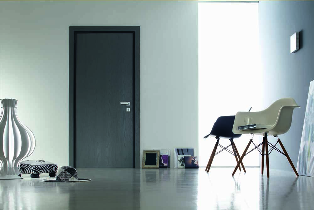 Porta blindata con cerniere a scomparsa Tekno, Oikos.