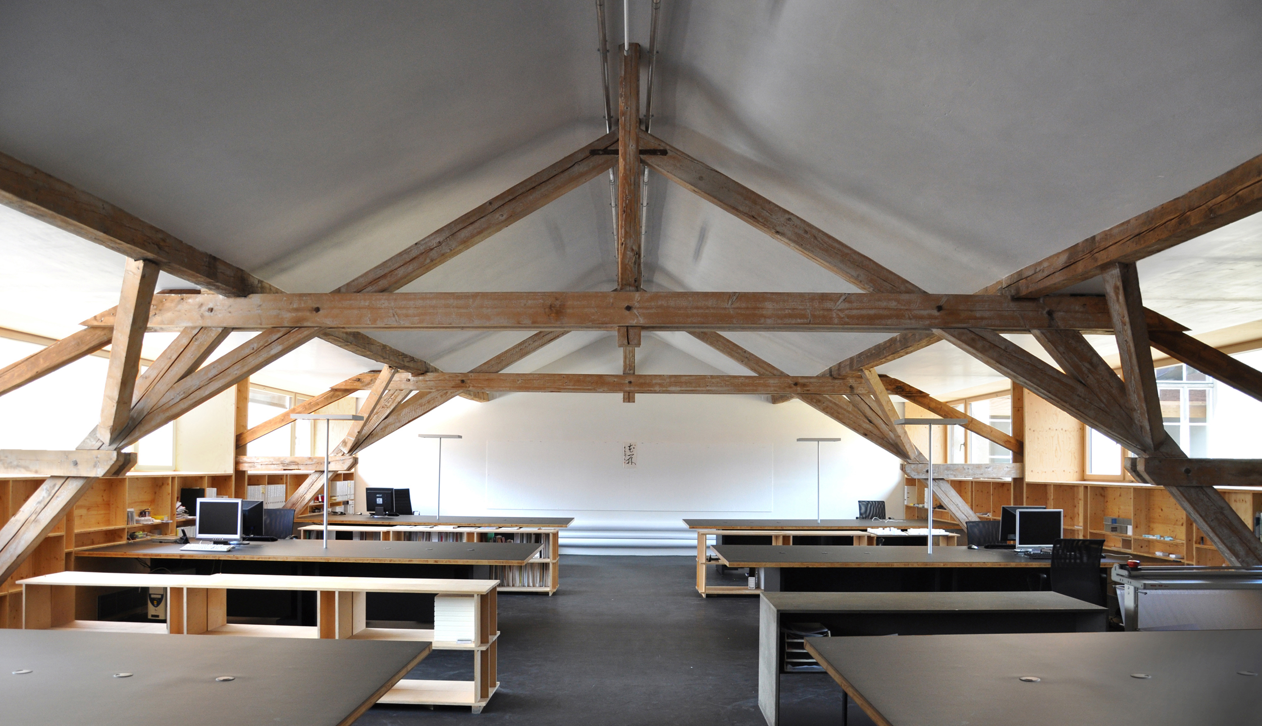 Ristrutturazione edificio industriale ex Tobler per spazi espositivi e uffici, Lugano (2009). Jachen Könz, Lugano