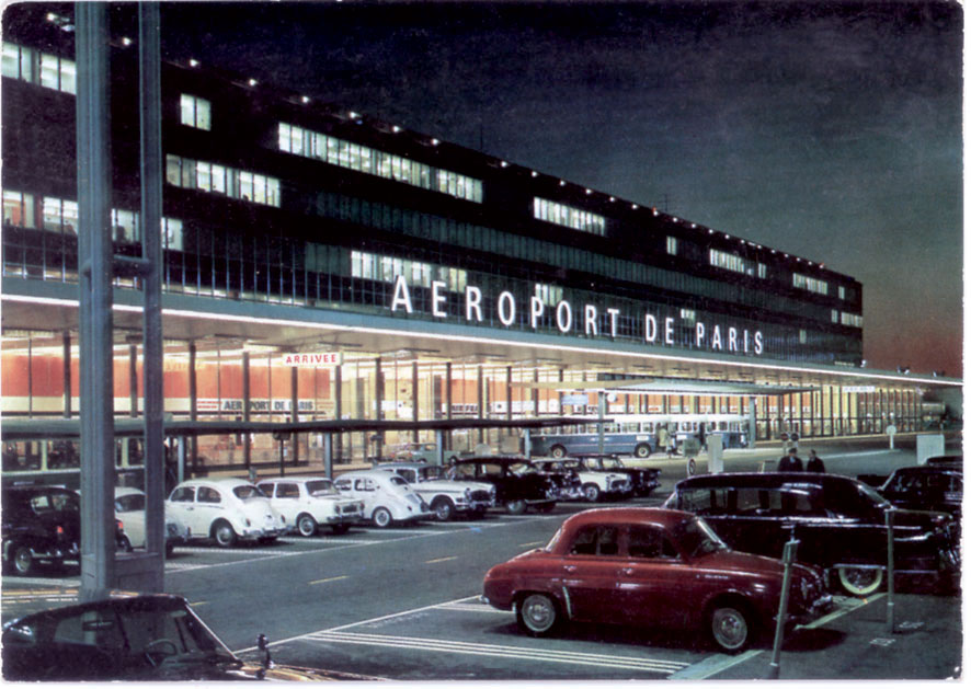 La nouvelle aérogare d’Orly par Henri Vicariot, carte postale d’époque