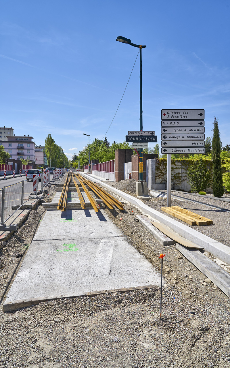 Die Verlängerung der Tramlinie 3 von der Endhaltestelle «Burgfelden Grenze» in Basel bis zum Bahnhof Saint-Louis (F) leistet einen wichtigen Beitrag zum Zusammenwachsen der Region. Der Trambetrieb wird voraussichtlich Ende 2017 aufgenommen.