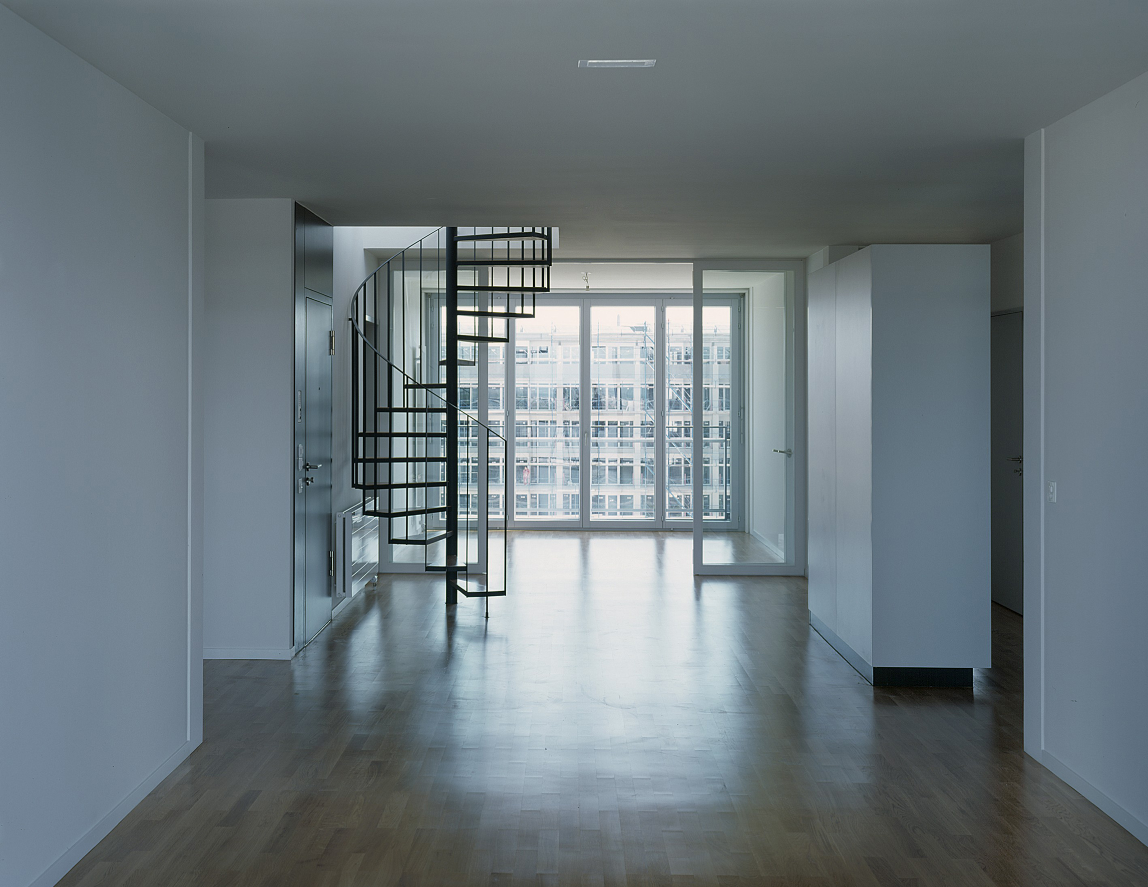 Extérieur, l’ensemble des immeubles de la Caisse de pension CPEG réalisés dans le quartier du Pommier