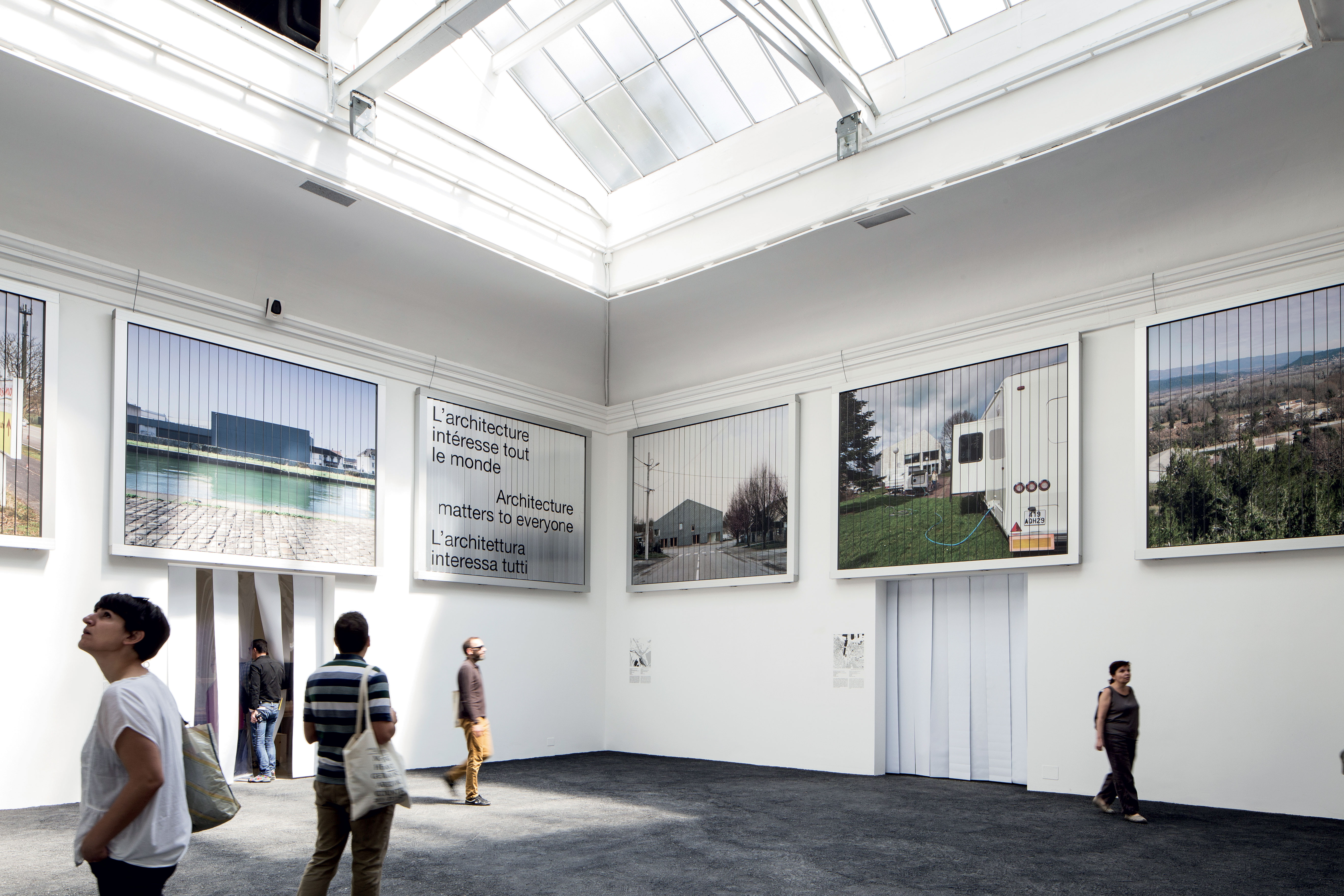 Les photographies du collectif France Territoire(s) Liquide dans le pavillon français