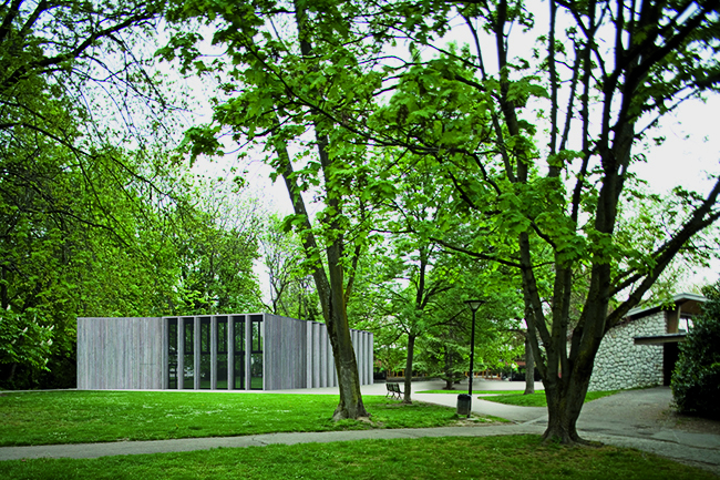 CITTÀ DI GINEVRA Parc Geisendorf Oggetto del concorso: costruzione di un edificio per strutture pubbliche Programma: mensa scolastica, locali per attività parascolastiche, per la musica e servizi Vincitore: David Reffo