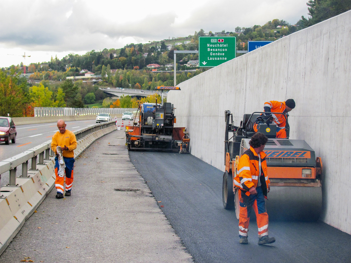 Verstärkungsmassnahmen auf der A9 zwischen Lausanne und Villeneuve.