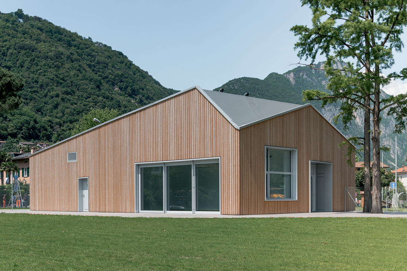 Area di svago a lago, Melide.