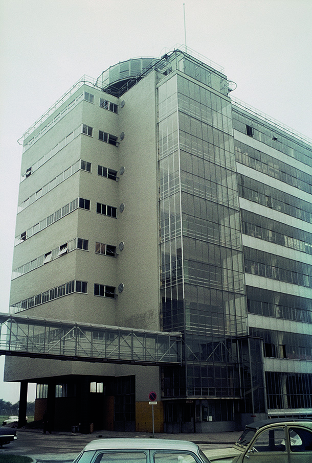 Brinkmann e Van der Flugt, fabbrica Van Nelle a Rotterdam, 1931.