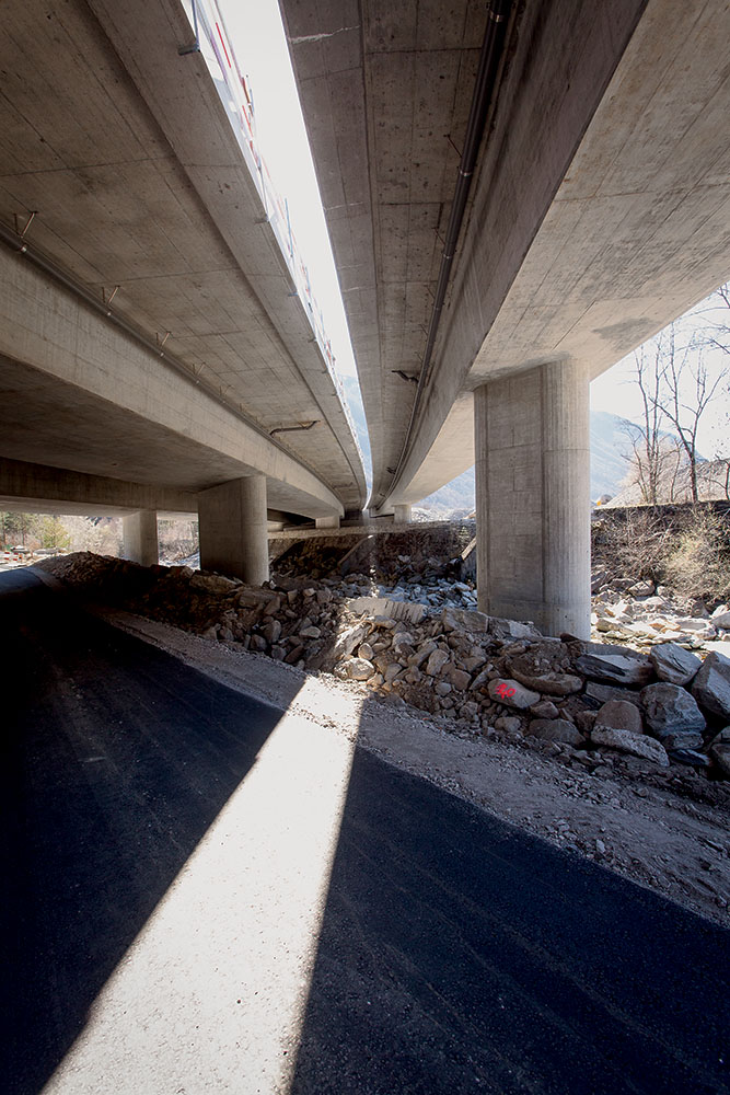 La circonvallazione di Roveredo. Ponte Calancasca