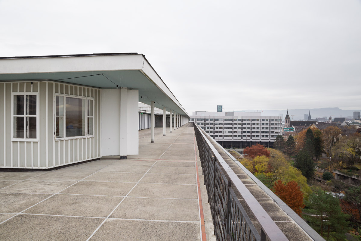 Dach des Universitätsspitals Basel