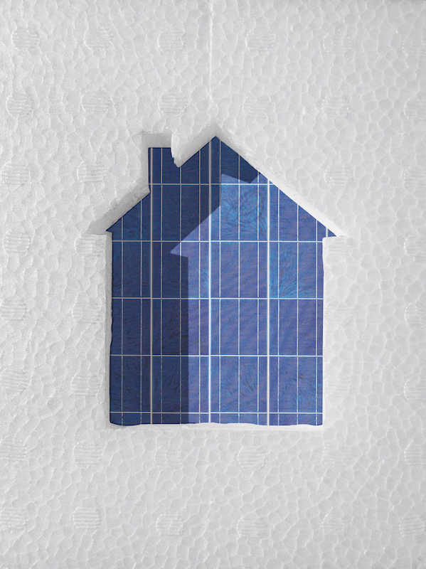 So stellt man sich Selbstversorger vor: eingepackt in Styropor, blau glänzende Photovoltaik, so weit das Auge reicht. Energieplaner haben aber mehr zu bieten als das – und Architekten im Idealfall auch.