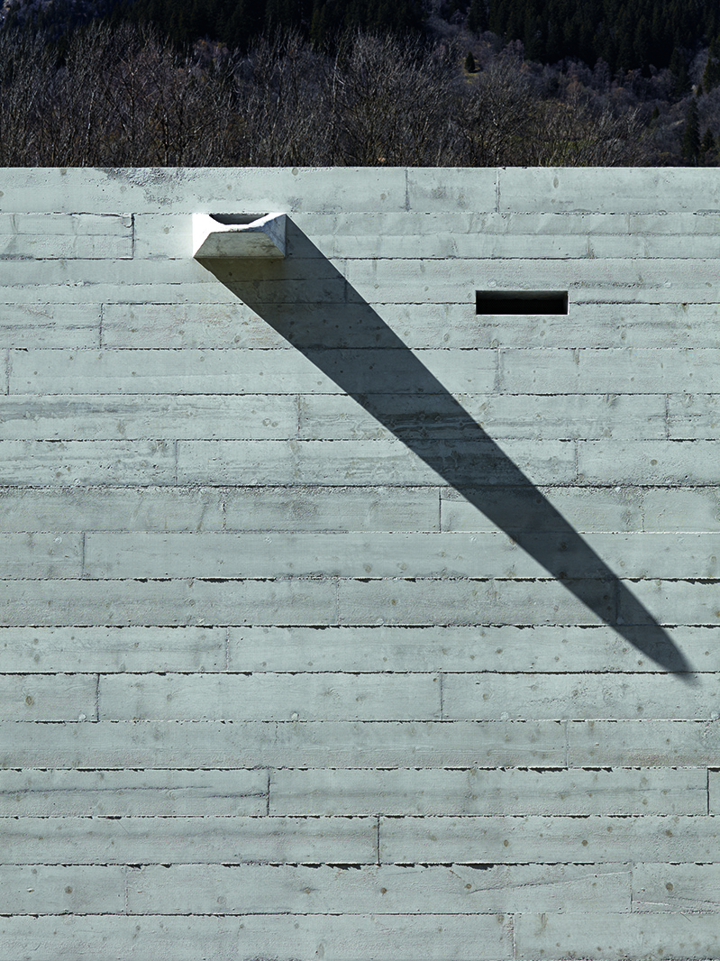 Atelier di Miriam Cahn, Stampa