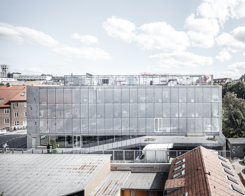 Das Office-Gebäude beim alten Güterbahnhof ist inspiriert vom ruppigen Charme der Umgebung.