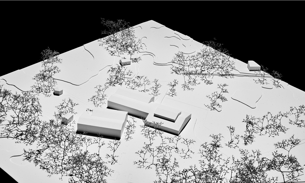 «Unter Seen und Bergen» (Rang 2) orientiert sich am Fussabdruck des Bestands, setzt aber auf Neubauten.