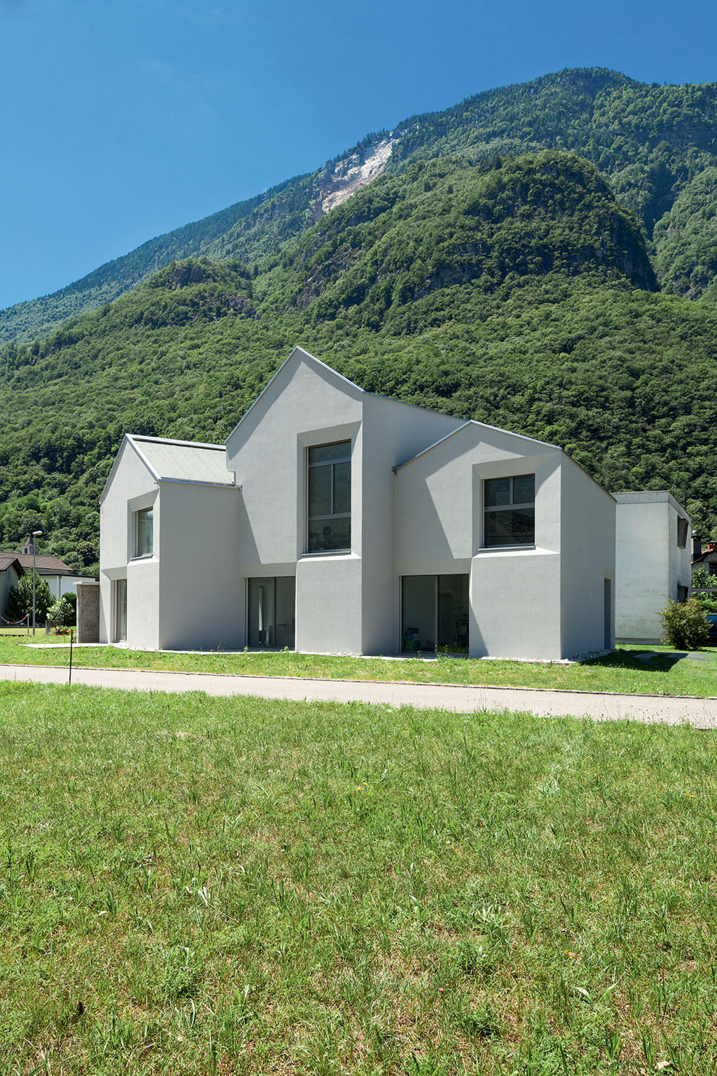 Swiss House XXII, Pronzo.