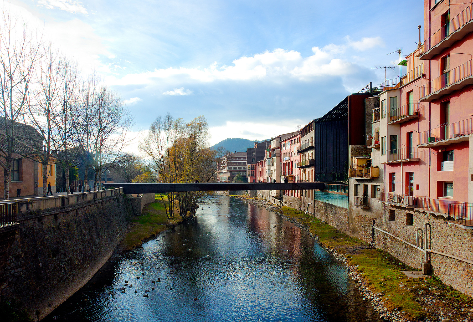 La Lira Theater, 2011, Ripoll, Girona, Spanien / in Zusammenarbeit mit J. Puigcorbé La Lira Theater, 2011, Ripoll, Girona, Spanien / in Zusammenarbeit mit J. Puigcorbé