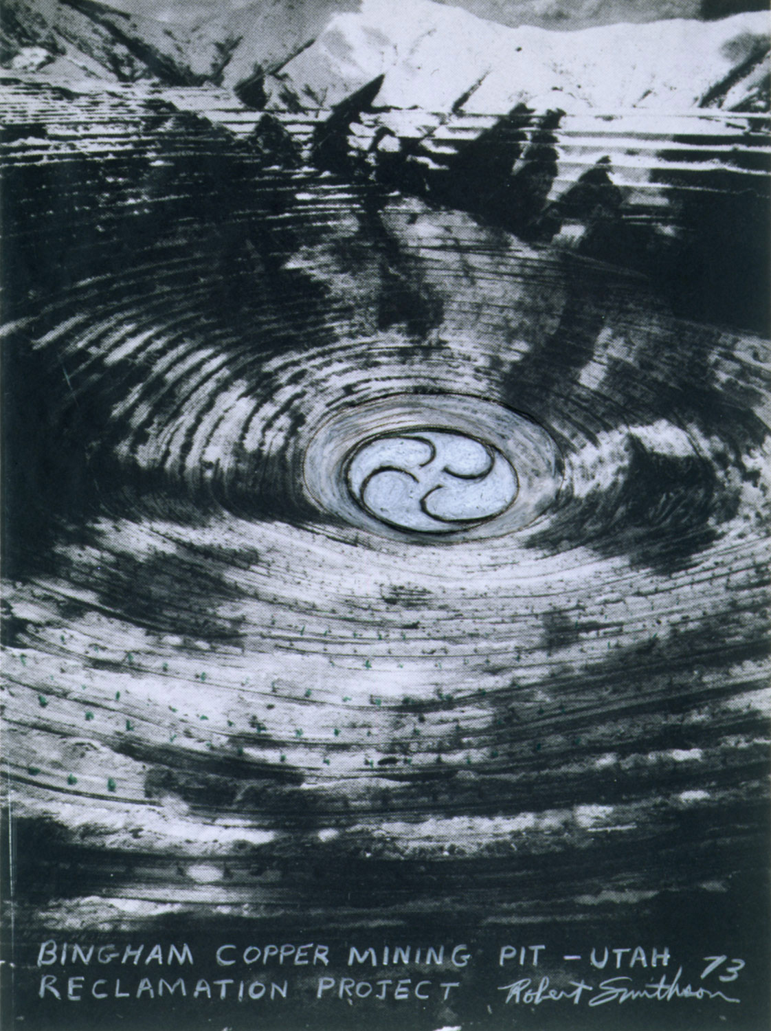 5. Robert Smithson, Bingham Copper Mining Pit – Utah Reclamation Project, 1973, photocopie, calque plastique, crayon gras, H : 47 cm / L : 34 cm.