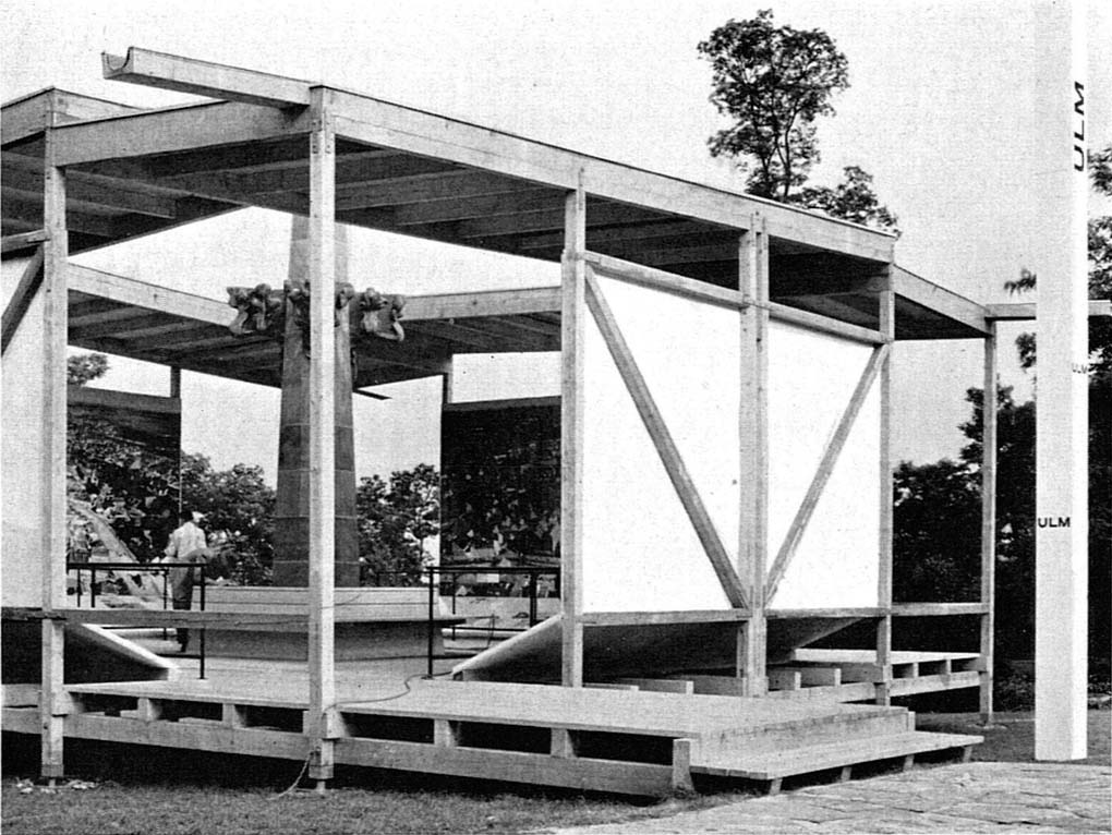 Max Bill, pavillon de la ville d’Ulm à l’exposition du Bade-Wurtemberg, Stuttgart, 1956.