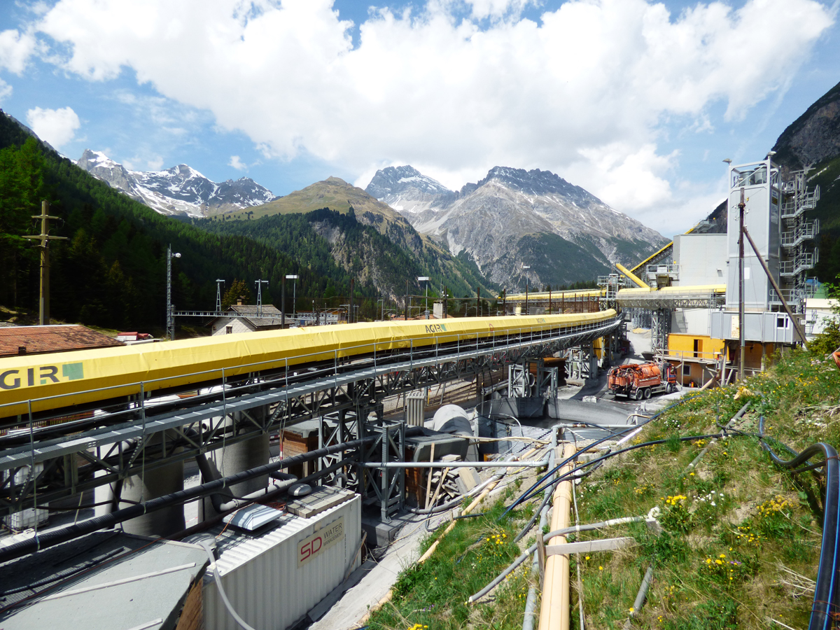 Auf dem Installationsplatz.