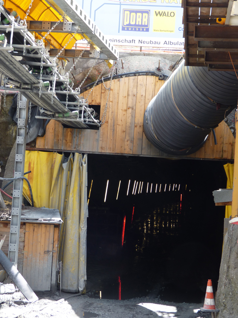 Portal des neuen Albulatunnels II.
