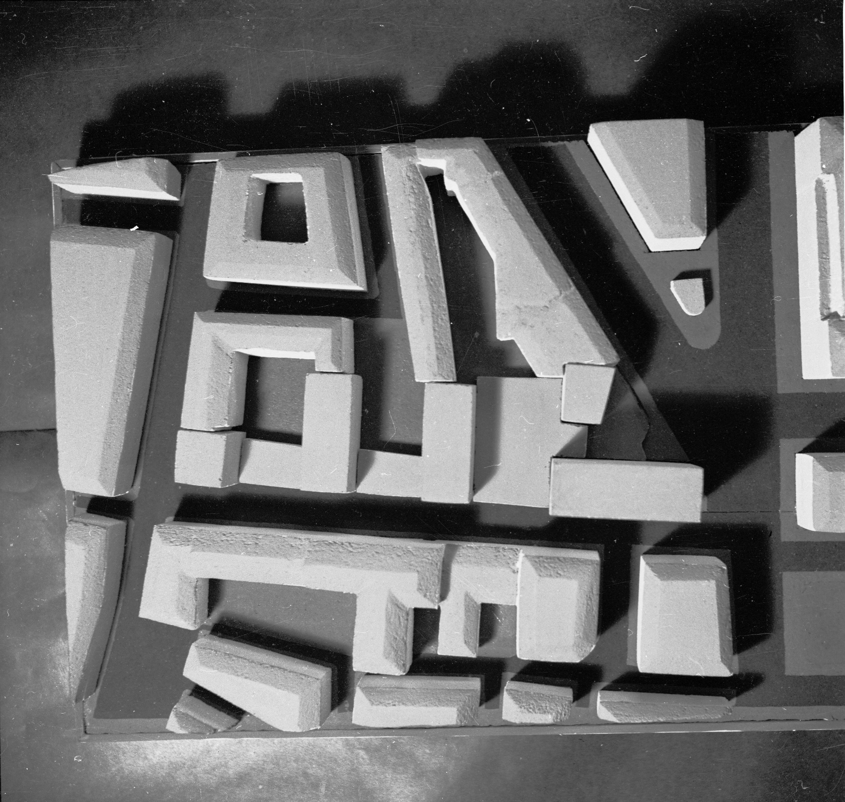 Maquette, variante du 24 février 1951