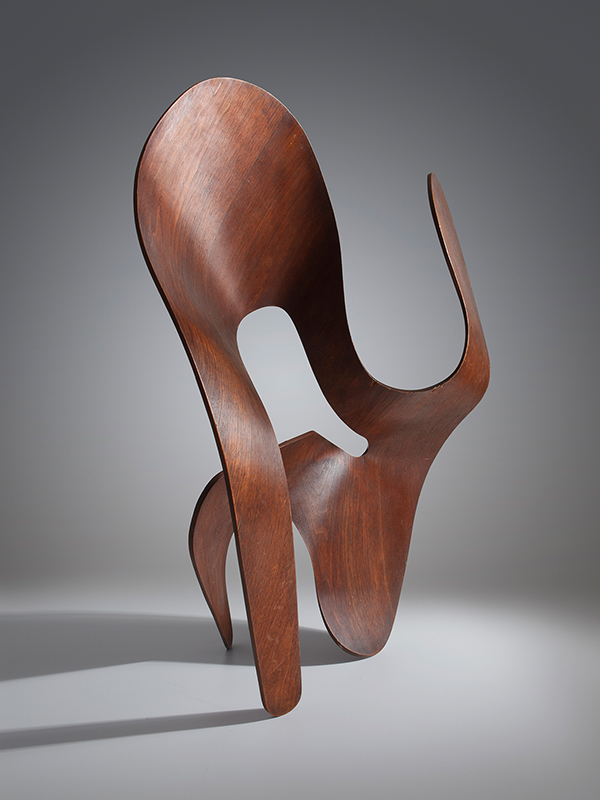 Experimentelle Sperrholzskulptur von Ray Eames («Ray’s Sculpture»), 1943.