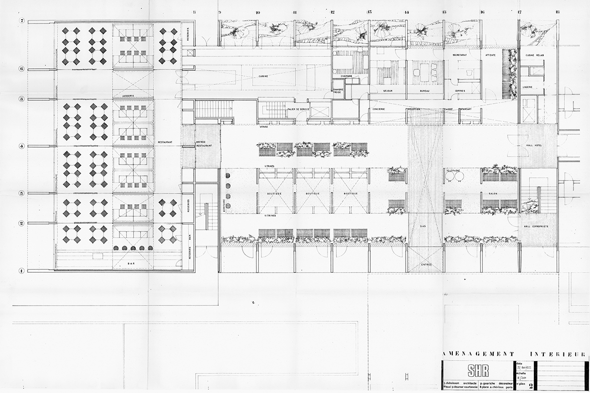 Grundriss Erdgeschoss des Hotels Résidence Athéna, mit der Lobby links vom Eingang und dem ehemaligen Restaurant links aussen.