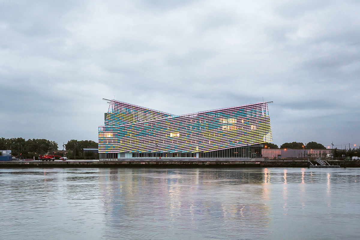 Regionalbehörde in Rouen (Jacques Perrier Architecture).