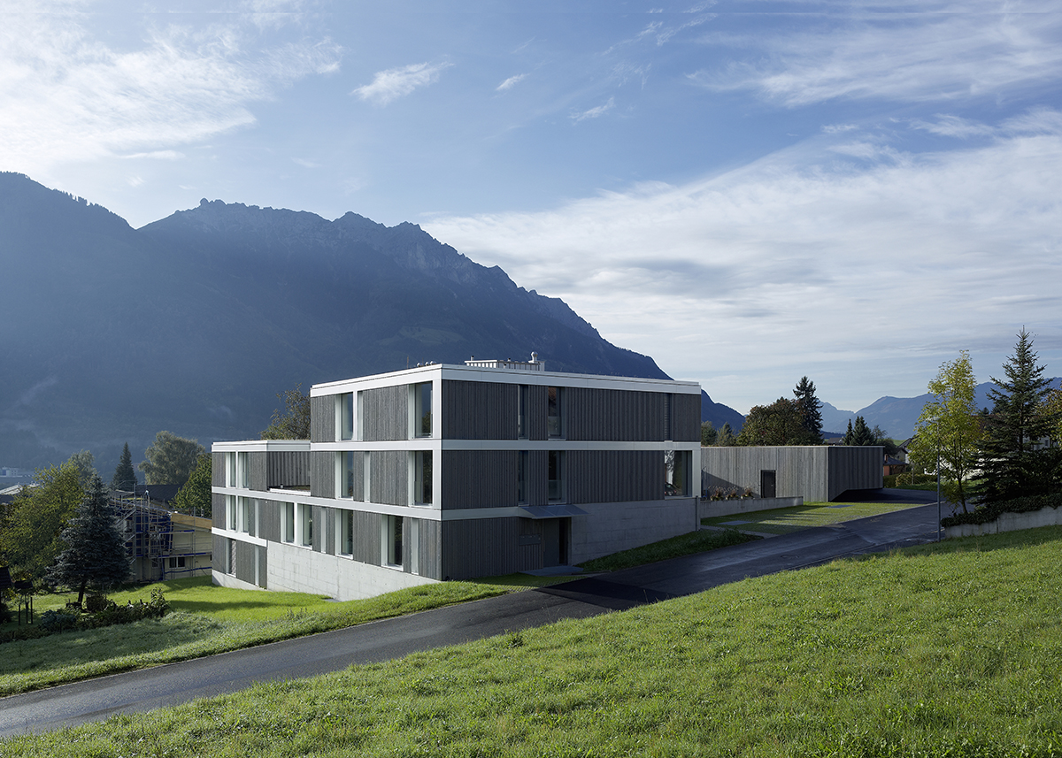 Auszeichnung Kategorie Mehrfamilienhaus, Cogewinner: Wohnanlage Papillon, Mauren FL von Gohm Hiessberger Architekten ZT GmbH