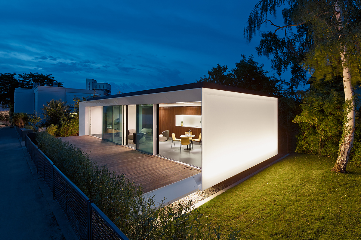 «Mehr tun als nur rechtliche Energievorgaben einhalten»: Ansicht des Aktivhauses B10 in der Stuttgarter Weissenhofsiedlung.