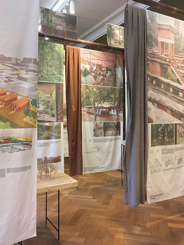 Der Besucher kann von einem Eindruck zum nächsten schweifen.