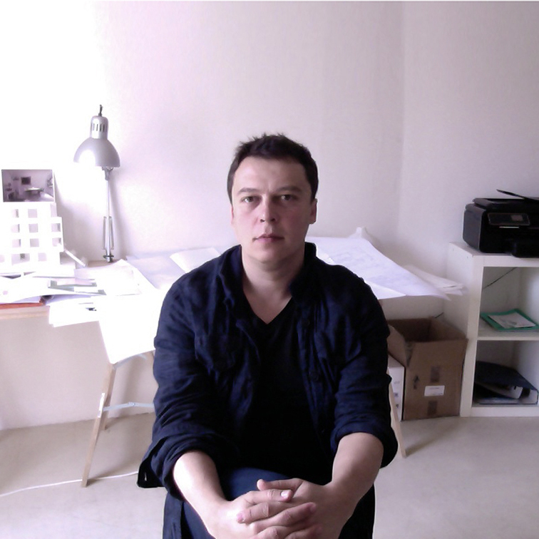 Porträt von Mihail Amairiei