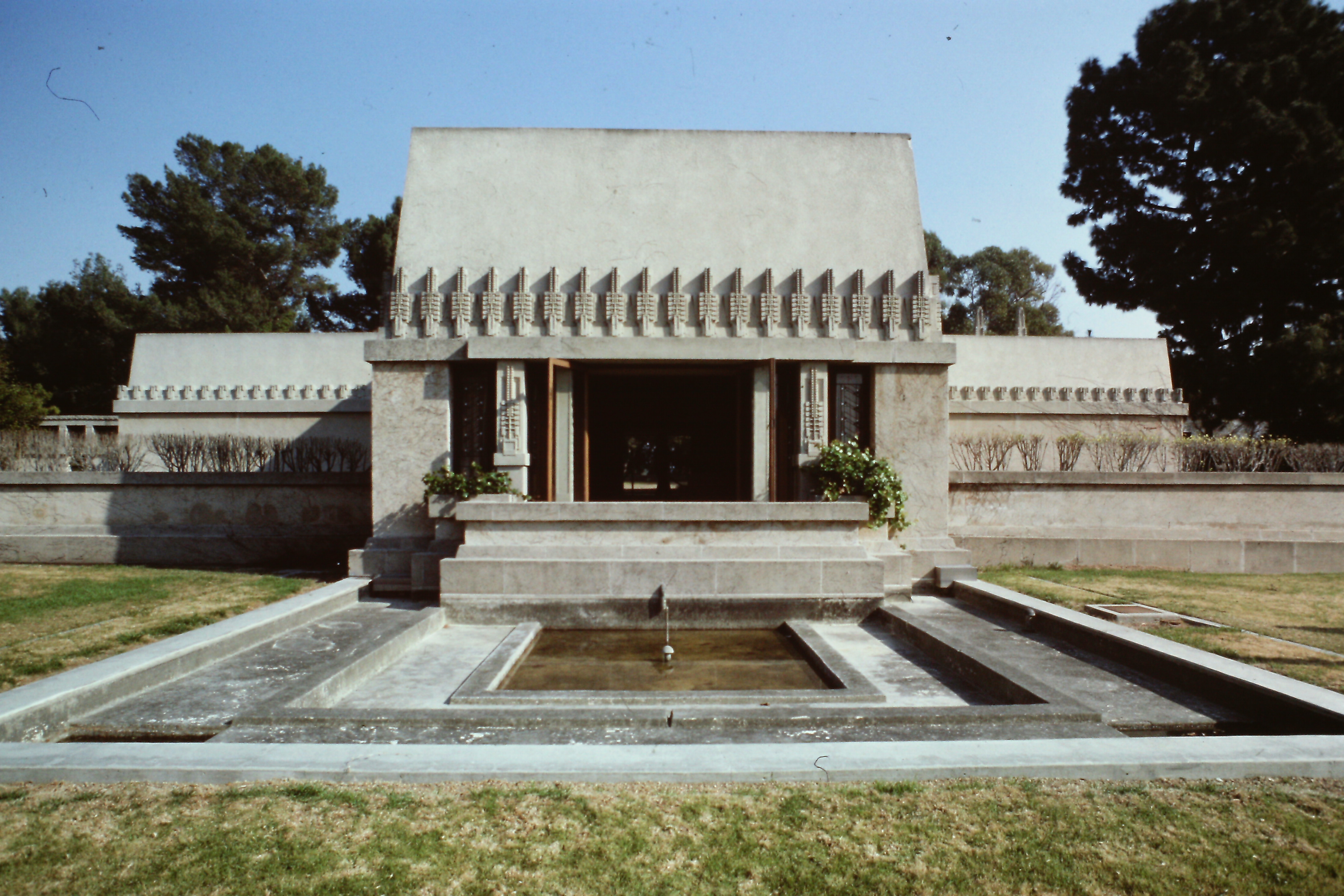 Hollyhock House, Los Angeles Hollywood, Frank Lloyd Wright, 1919-21 Diapositive André Corboz