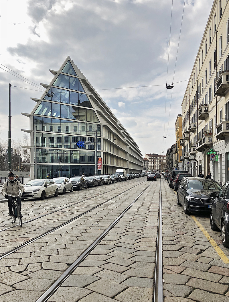 Der seit dem Jahr 1878 bestehende Tramverkehr auf dem Viale Pasubio wurde inzwischen eingestellt.