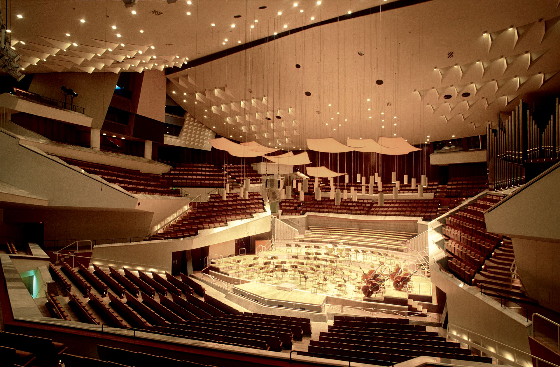 Hans Scharoun, Filarmonica di Berlino 1963.