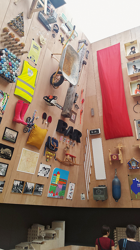 Installation im französischen Pavillon.