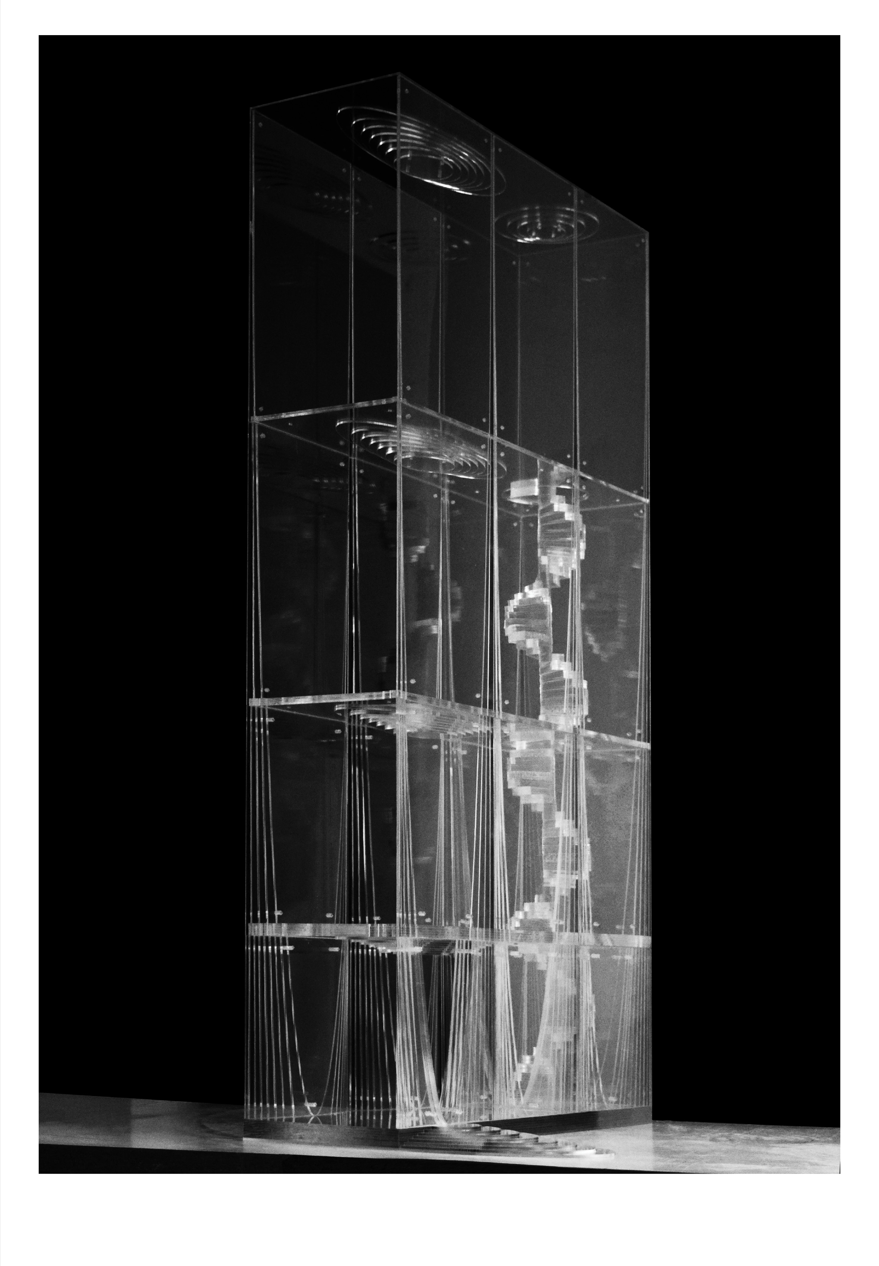 MATERIAL GESTURE - CASTING AND CUTTING, autumn semester 2016 Giulio Branca Cut and laminated glass