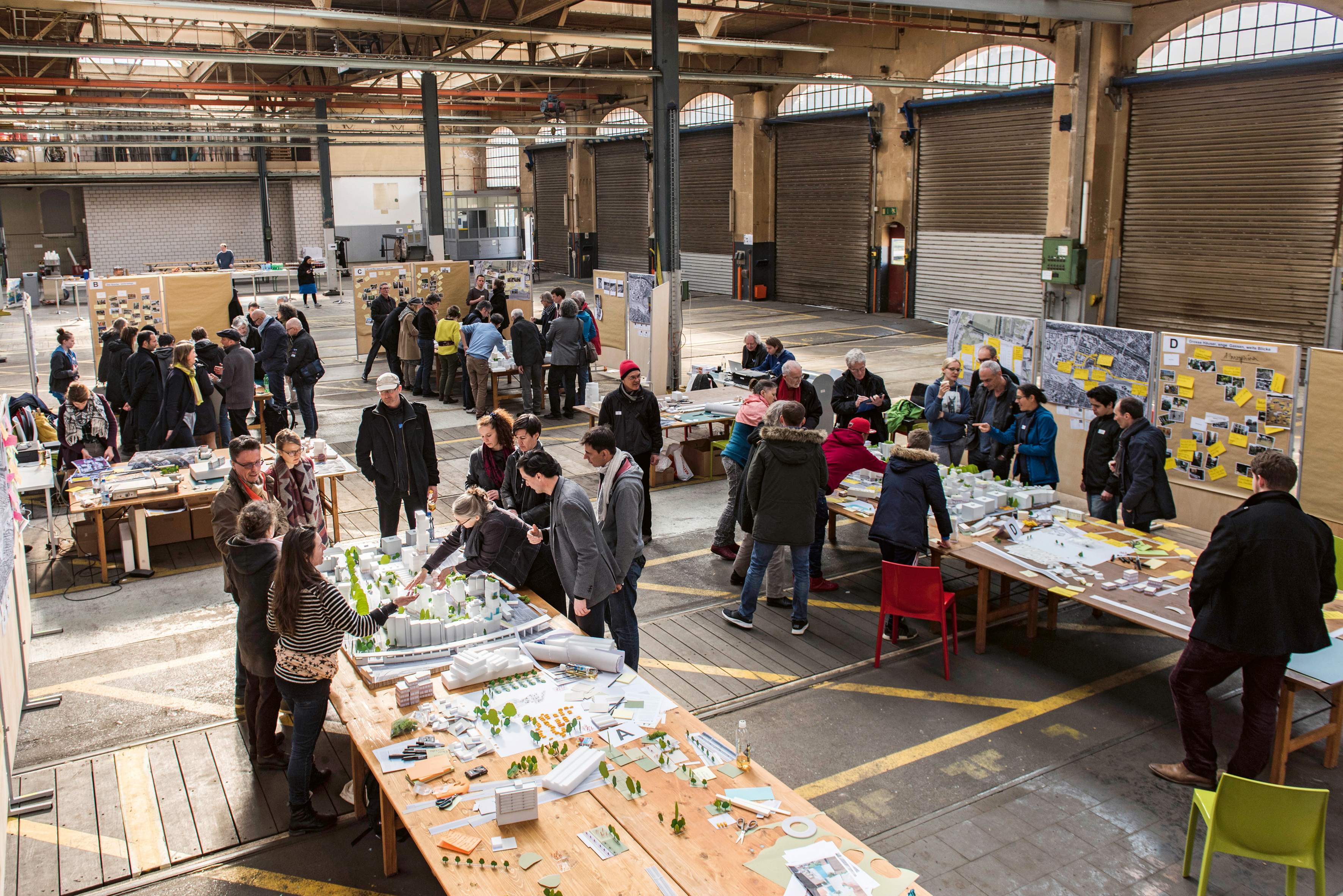 Durante i workshop, piccoli gruppi hanno lavorato su singoli aspetti della pianificazione.