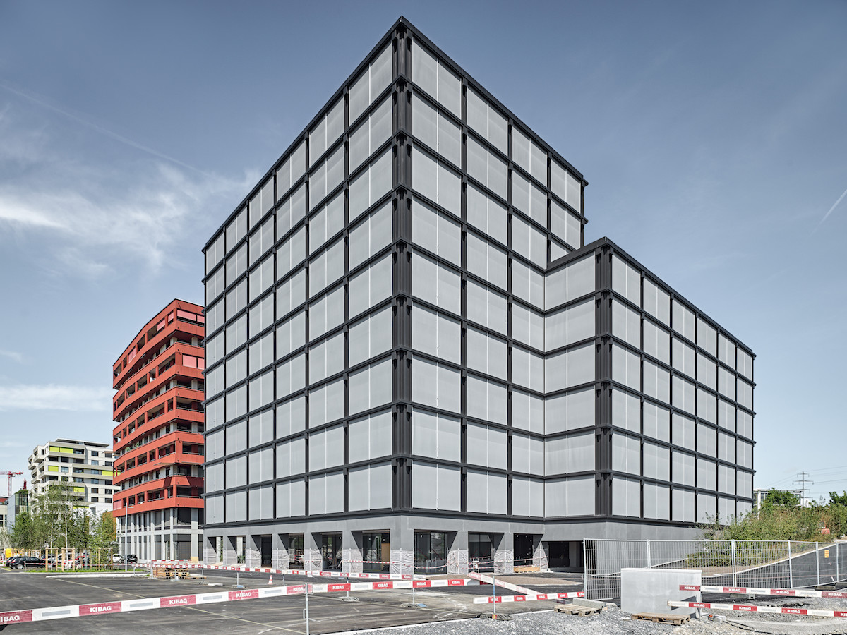 Silber: Bürogebäude Suurstoffi 22, Rotkreuz ZG, 2018 | Burkard Meyer Architekten