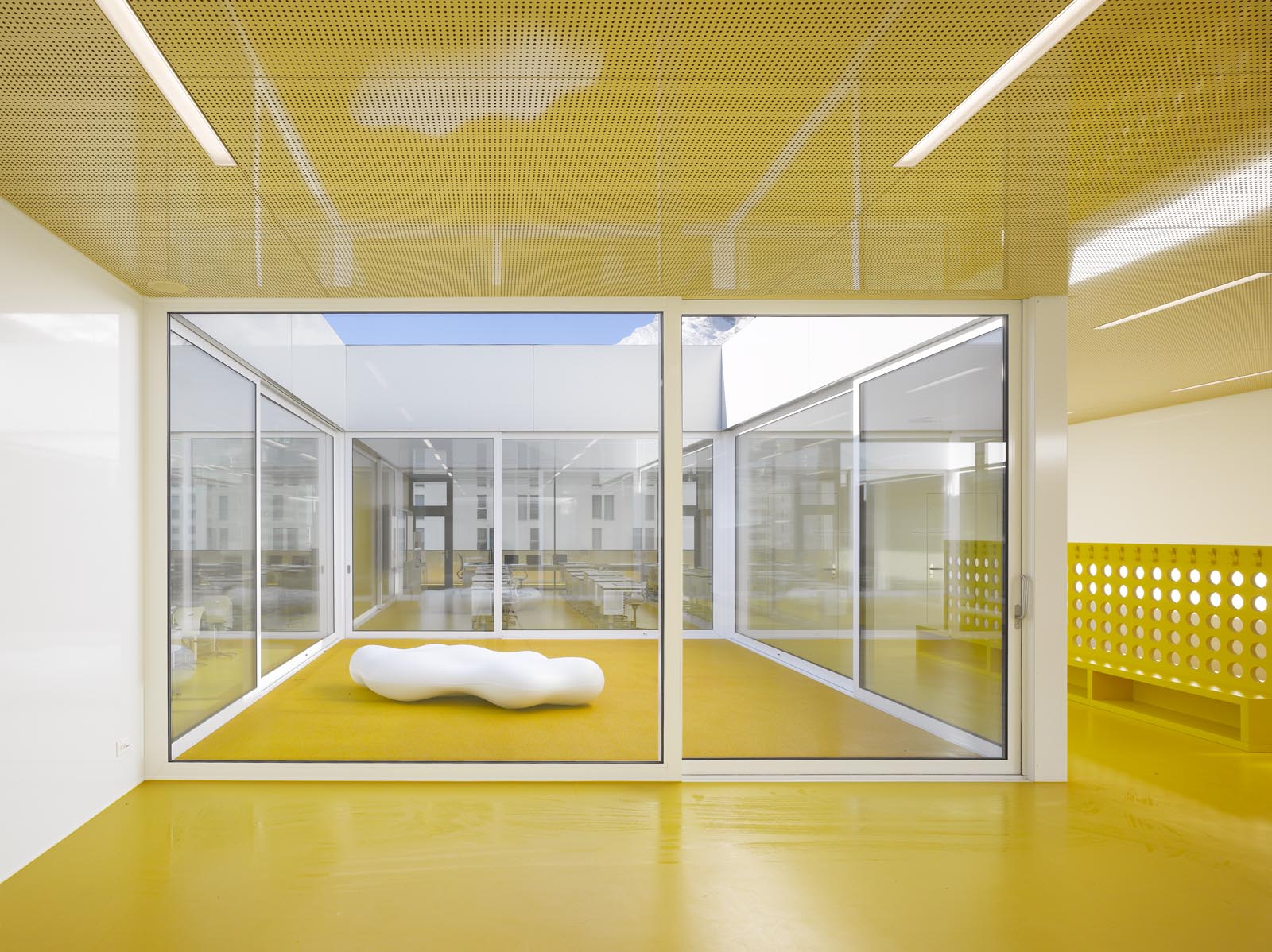 ECOLE PRIMAIRE_CHATEAUNEUF CONTHEY (VS) Architectes: Bonnard Woeffray architectes fas sia, Monthey