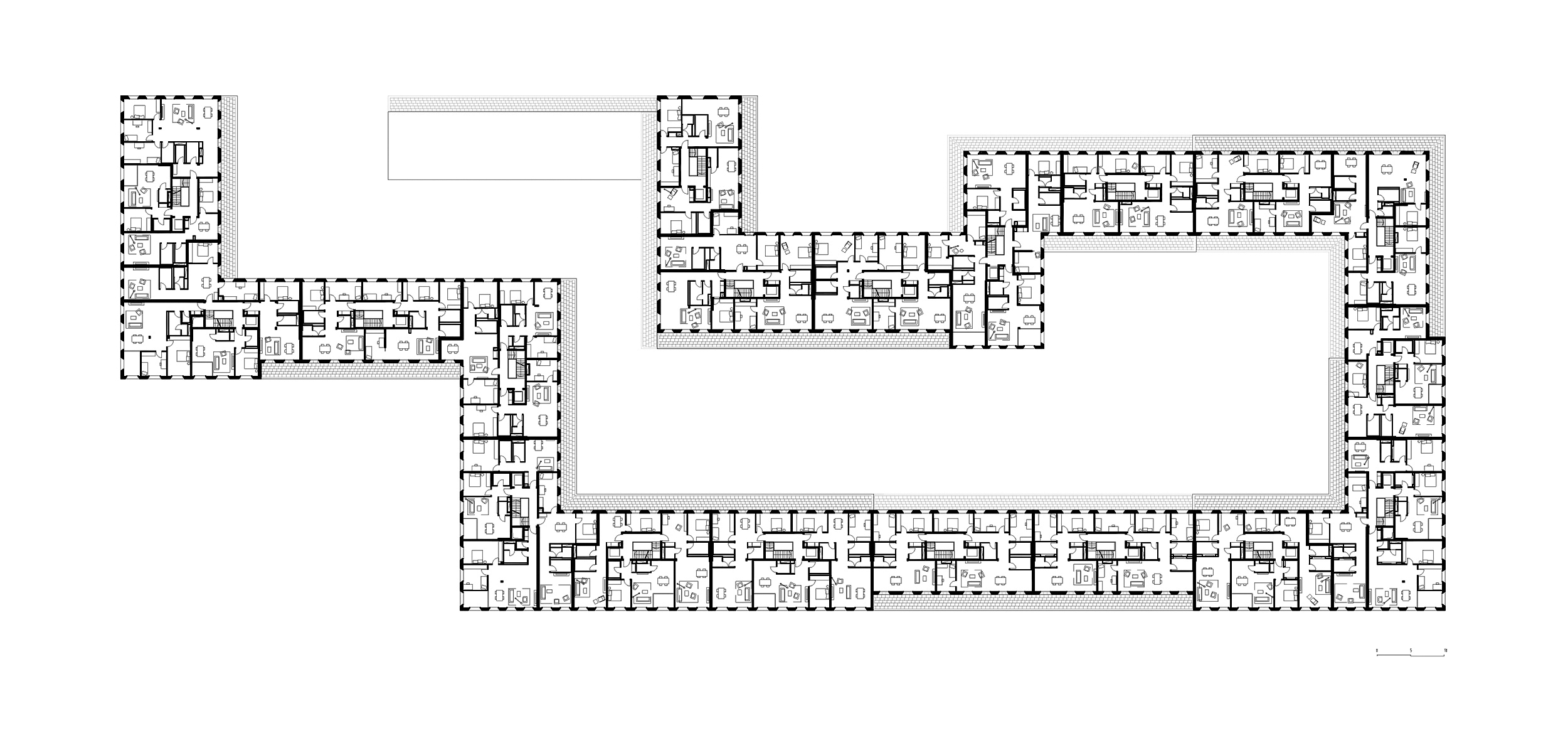 Premier étage, échelle 1 : 400.