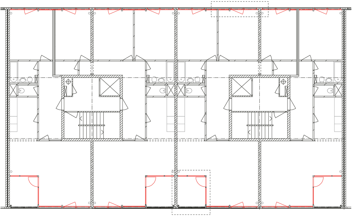 Les plans des étages après rénovation ; les nouvelles loggias sont dessinées en rouge, échelle 1 : 250.