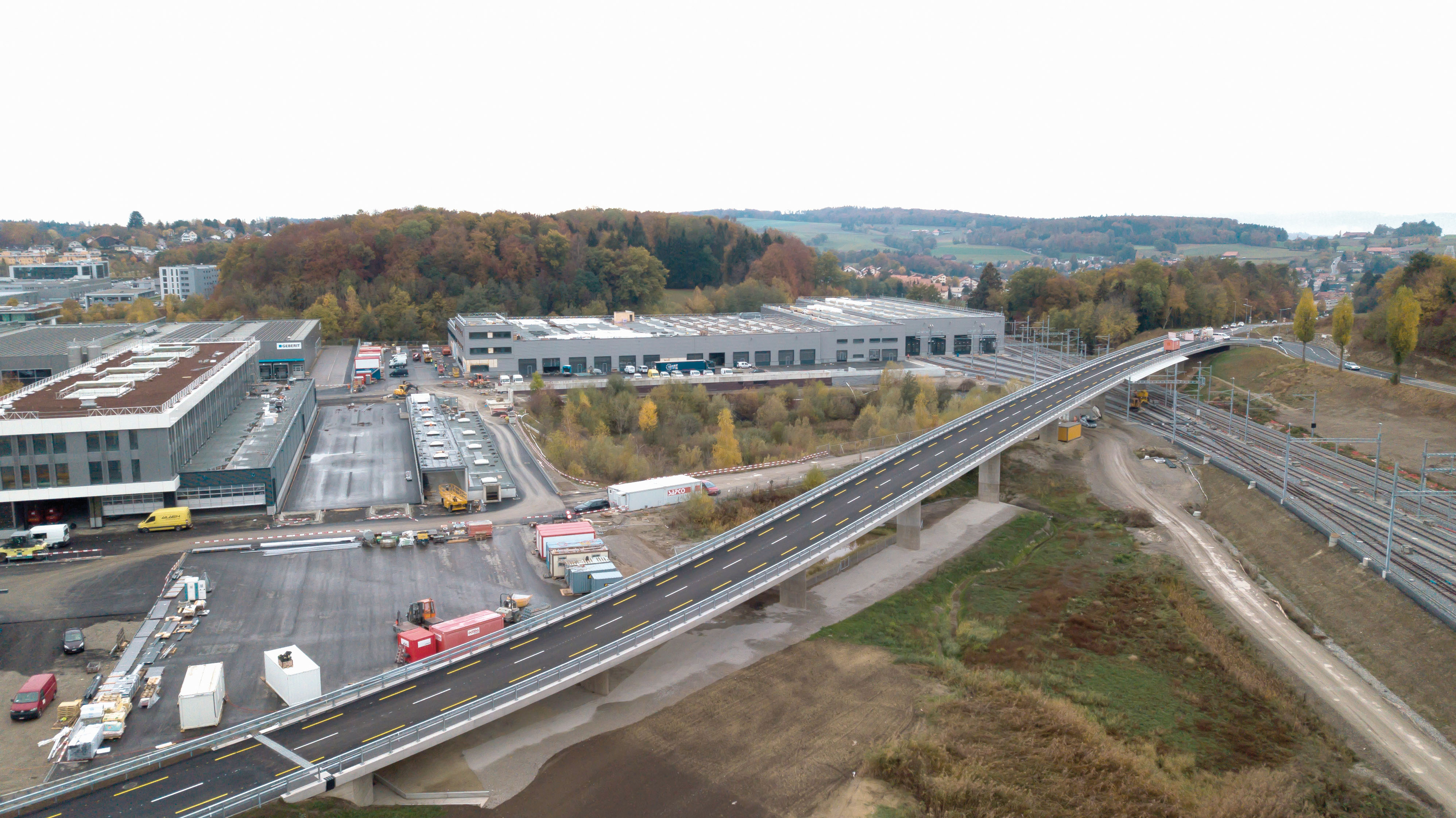 Vue aérienne du pont et du site
