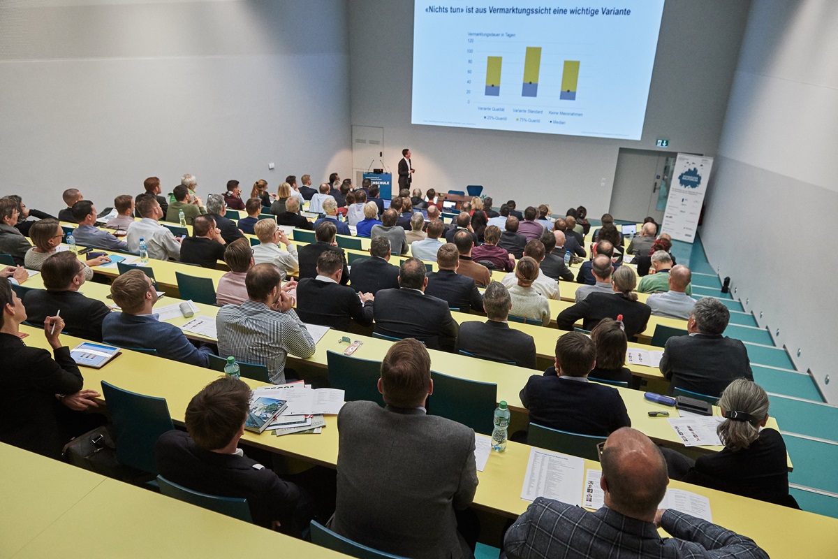 Das erste Schweizer Bauforum ist die Nachfolgeveranstaltung des Novatlantis Bauforums, das abwechselnd in Basel, Zürich und Luzern stattgefunden hat.