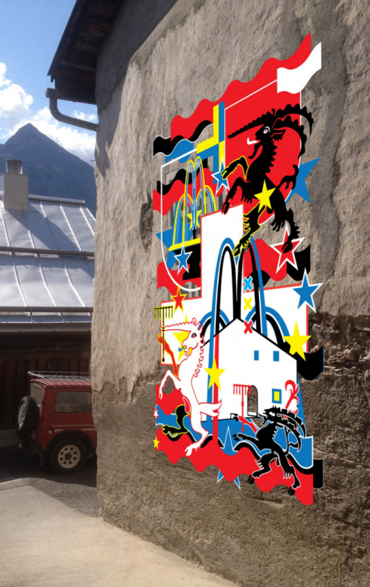 «Fatschadas socialas». Wird der QR-Code mittels der speziell entwickelten gleichnamigen App gescannt, erscheint ein Bild auf der Fassade.