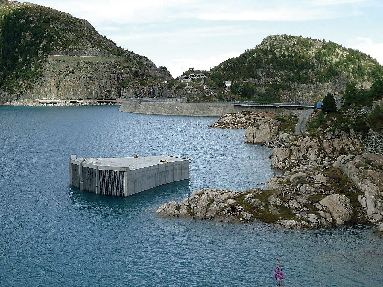 Prise d’eau prête pour la flottaison .