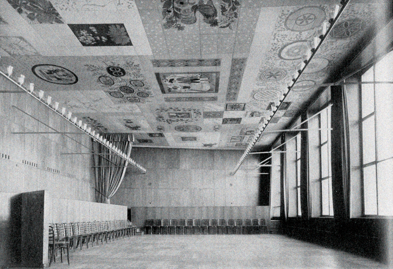 Veduta della grande «Festsaal» al terzo piano del corpo basso. (Fonte: «Werk», n. 39, 1952)