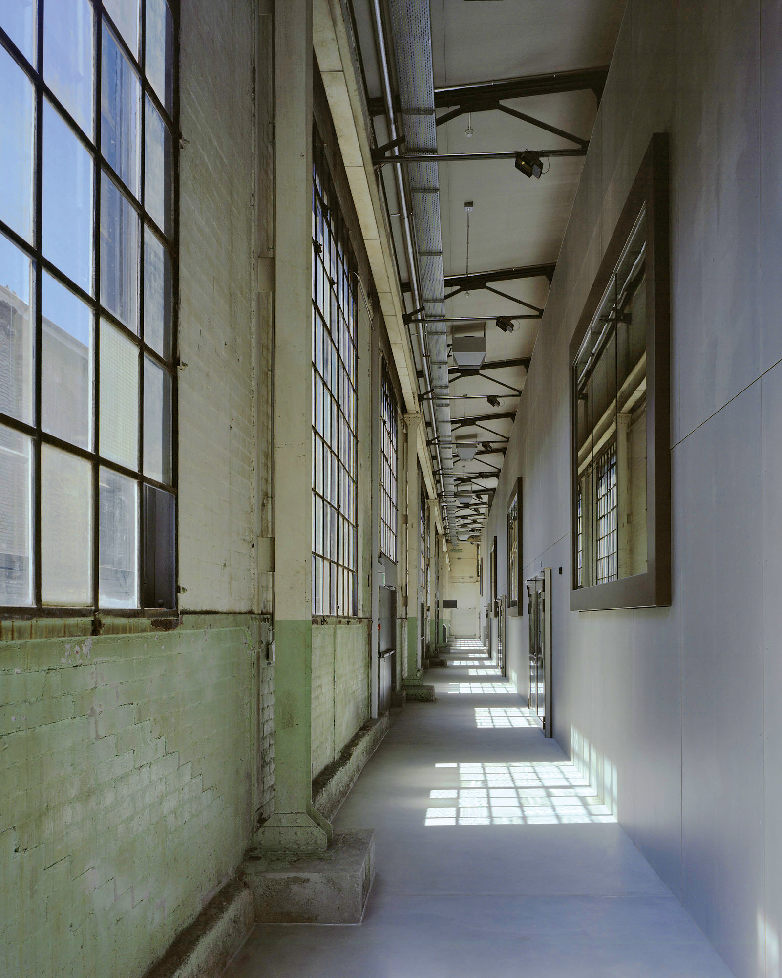 Der alte grüne Anstrich im Brüstungsbereich wurde erhalten