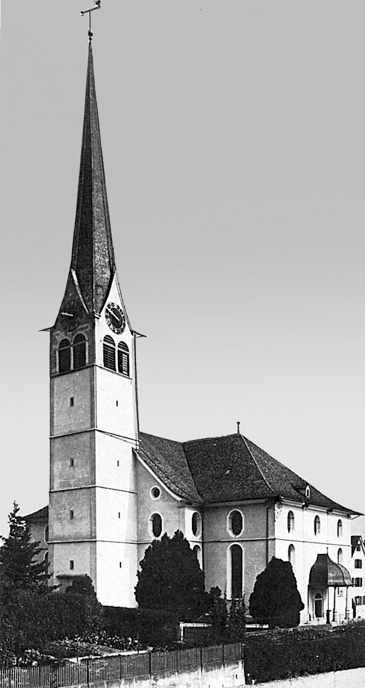 Unscheinbar von aussen: die Kirche Wädenswil (aus: Killer, S. 134)